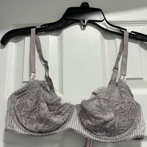 Victoria’s Secret gray push up without padding bra, size 36C.